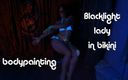 Mistress Online: Mistressonline em biquíni pintando seu próprio corpo