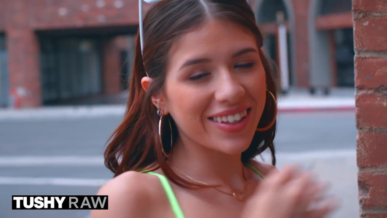 Tushyraw: TUSHYRAW - She only wants huge cocks in her tight asshole