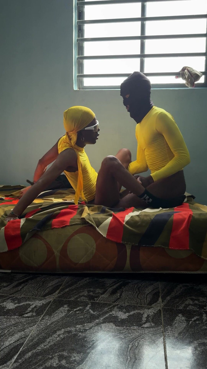 YungthugM: Sarı takım arkadaşları yarakla dinleniyor