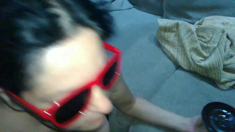 Toilet Mommy: Food Porn Fantasy. Mangiando Sborra