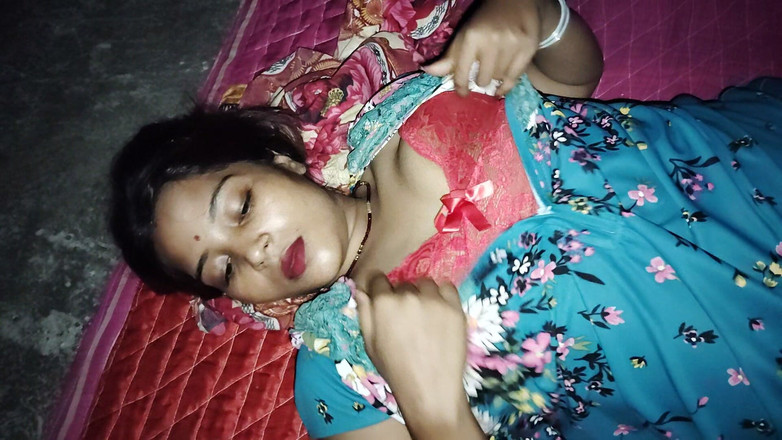 Pooja raniji: Pooja bhabhi夜间粗暴性爱上层