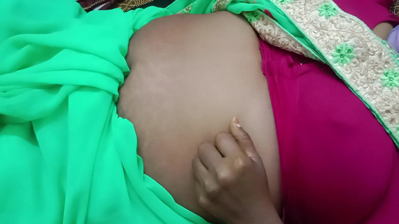 Santhi89: Il mio figliastro tradisce - cazzo duro nella mia figa le...