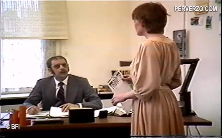 Hardcore slave sex: Misstress lubi karać swoich niewolników