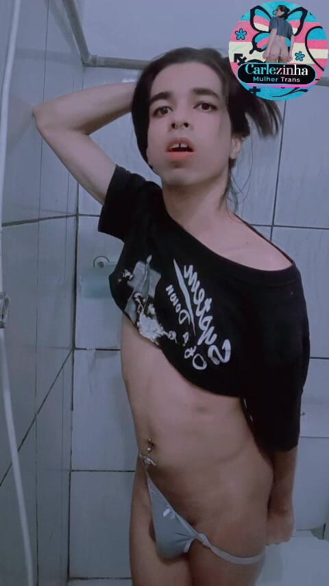 Srta. Carla: Carlezinha - สาวร่านเปลือยโชว์ก้นและอวัยวะเพศนุ่มของเธอ