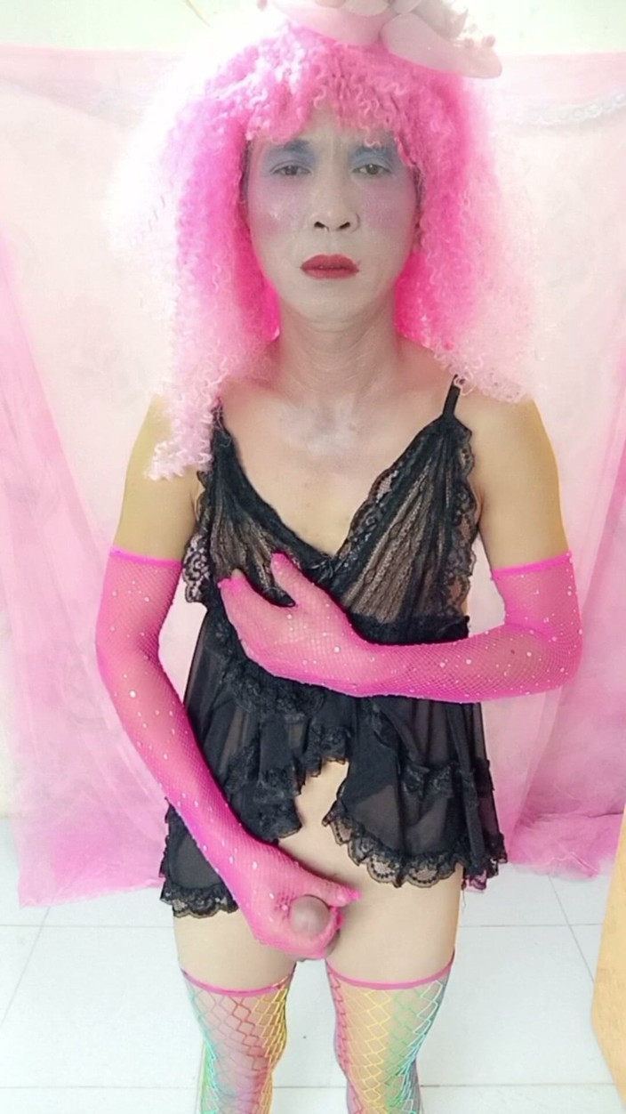 nguyen dang thien tri: 자지를 찌르는 섹시한 옷을 입은 Oanh Le Transgender
