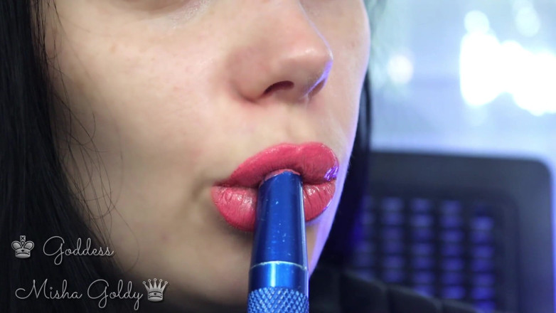Goddess Misha Goldy: Cum to my big pink seduction and big hookah smoke!