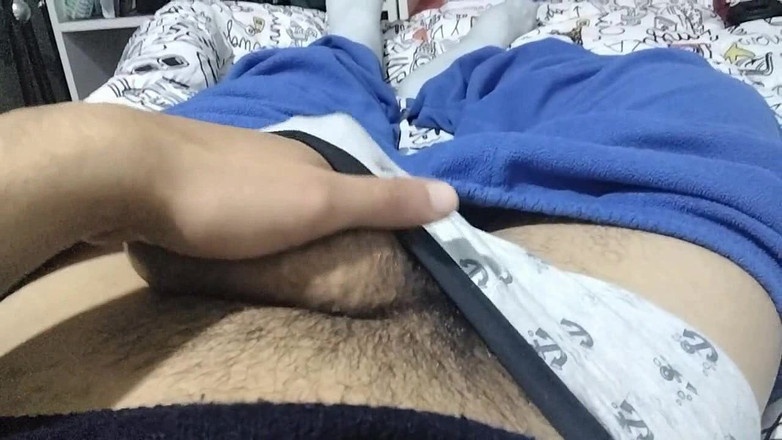 qaz11: handjob on cam-380