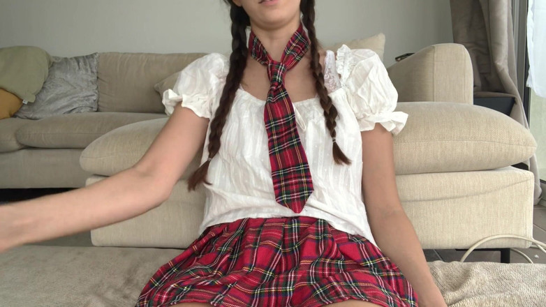 CandiceDelaware: ลูกสาวเลี้ยงถูกพ่อโมโหลงโทษ