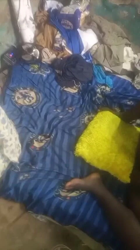 Beautiful Black Woman Getting Laid in Home Made Video