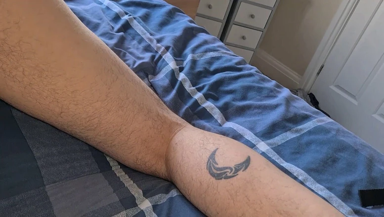 Mr D and Miss C: 鸡巴挤奶和屁股玩挑逗