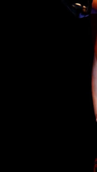 Futa reuzes gebruikt meisje als seksspeeltje gigantische futanari-overheersing