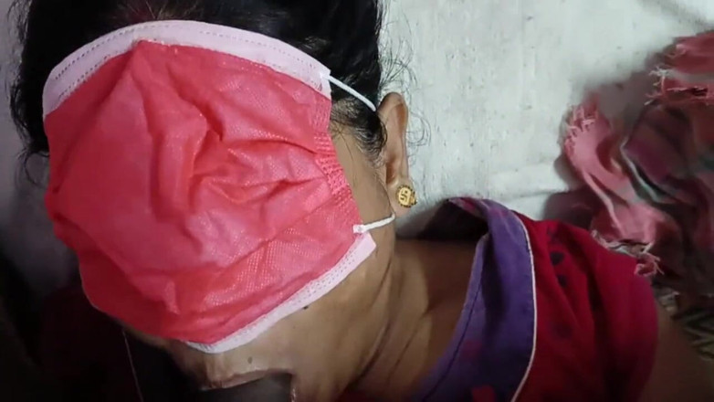 bengalihousewife: India bengalí ama de casa casada chupa y folla