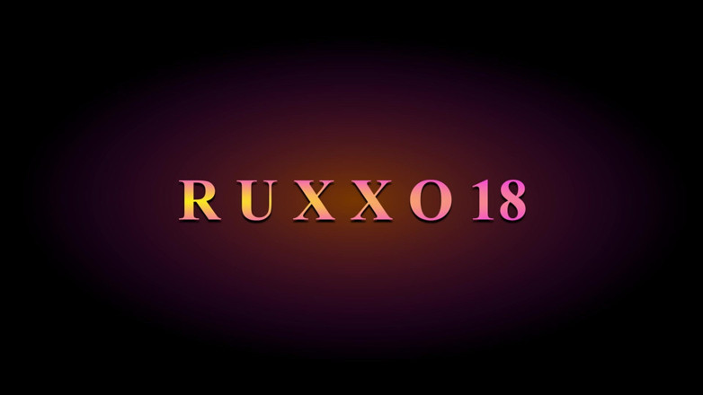 Ruxxxo18: Моя латиноамериканська зведена сестра каже мені зробити порно, подивіться, як вона щаслива, що смокче