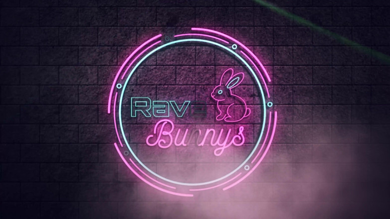 Rave Bunnys: Christina Sage tavşan kız gibi edepsiz bir paskalya seansına giriyor!