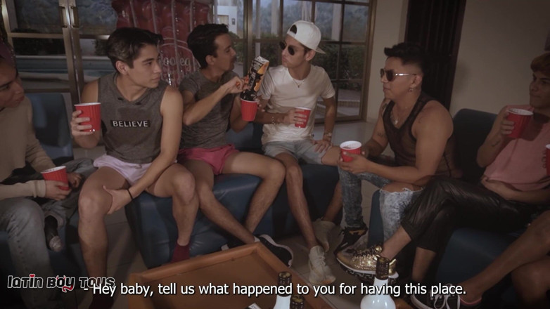 Latin Twinks: Ерос і Мартін планують свою дику секс-вечірку в басейні