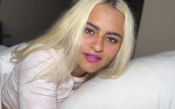 cxlila: De beste vriend van mijn stiefzus en ik deelden een...