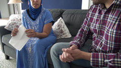 Souzan Halabi: Muslimská žena dává rimjob během pracovního pohovoru