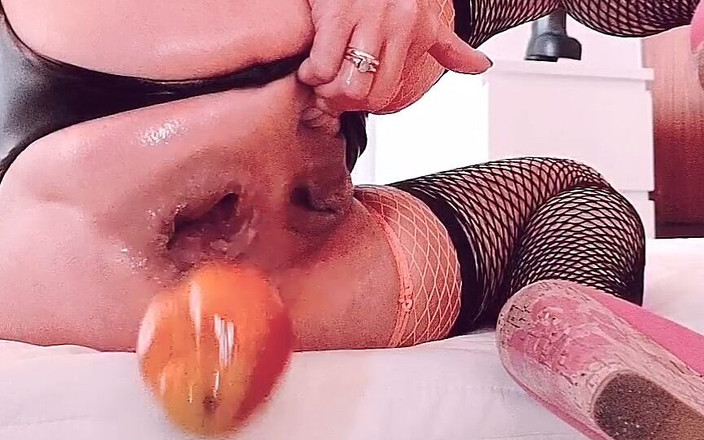 Black Orchid: È nata una pera