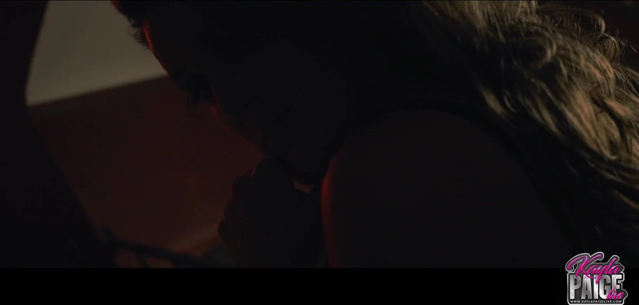 Kayla Paige: Kayla Paige masturbates and cums!