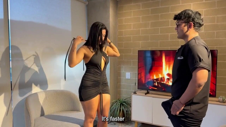 Kylei Ellish: ¡Esta es una entrevista muy húmeda! Milf caliente con un...
