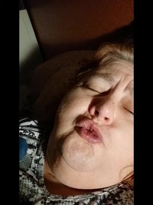 BBW nurse Vicki adventures with friends: I love Ice cream, bananas and popsicles Yum