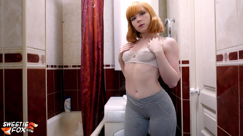 Sweetie Fox: Redhead teen play pussy water jet in the bathroom - sensual...