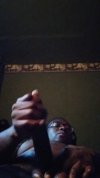 Dewon1981: Massage long BBC with oil and cumshot
