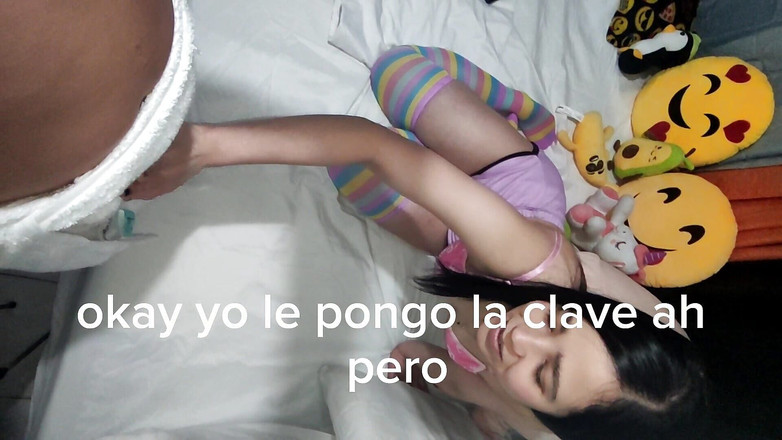 Crisanto999: Moje sousedka je špinavá holka, která udělá cokoli, aby získala, co...