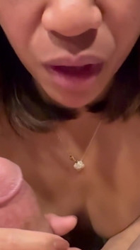 Pinay MILF POV kult do kremowego obciążenia ust - Lexxi Wett