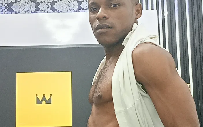 Clement Joshua: Clement Joshua big pussy's