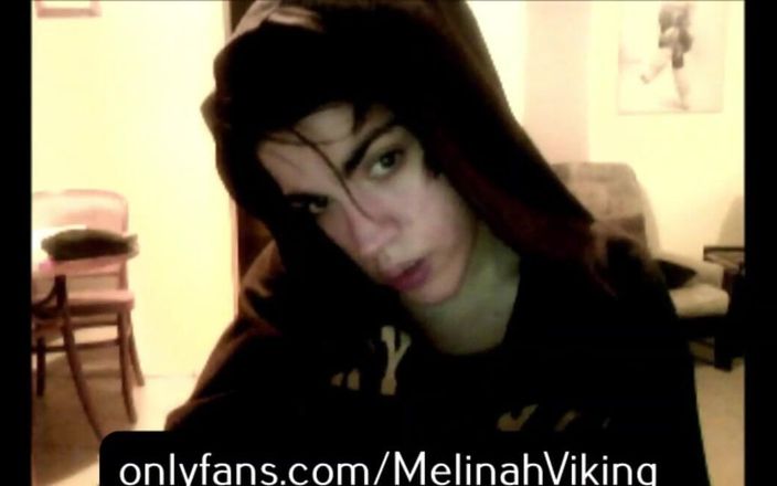 Melinah Viking: Behind the Scenes - Hoodie Shoot