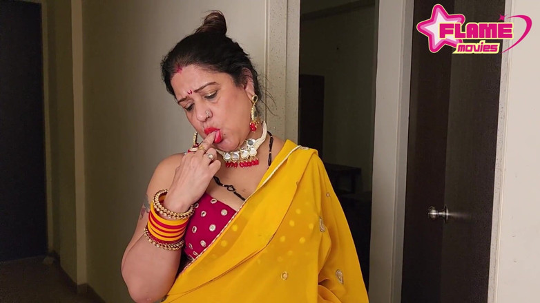 DesiHeat Studio: Mim Bhabhi seks met Desi oude man hardcore-seks