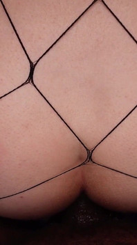 Goth Trans Kočička Nikki Mayhem bere svého prvního pornohvězdu Dick & Faciál