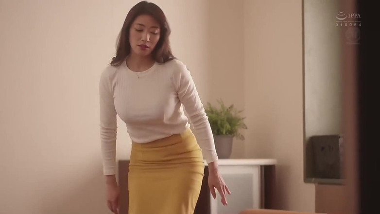 Smooth Time: Matura sexy îl adoră pe tânăr când îi linge pizda și îi place să...