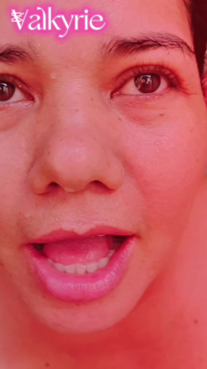 Valkyrie and Luigy Couple: Güzel ateşli yüze boşalma derin gırtlak