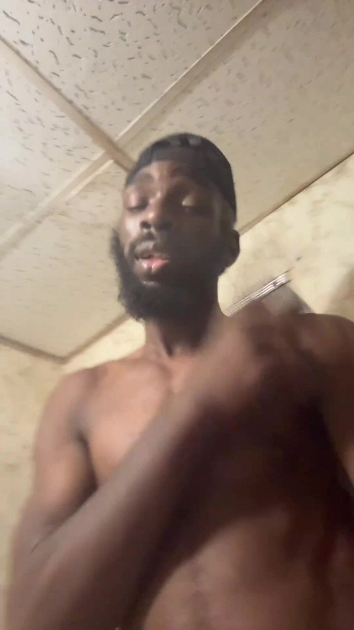 Dom Drilla: Vibin