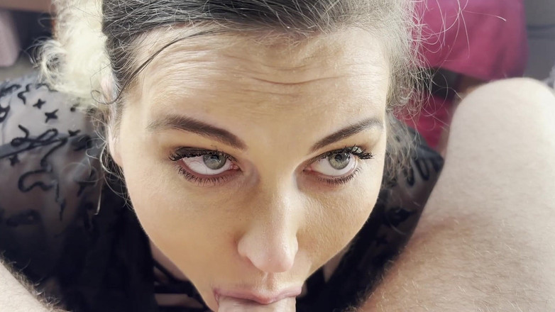 MissFFW: Filthy Whore Treats Fuck Bud to a Sloppy Blowjob with...