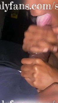 Gelutscht und die spitze seines schwanzes geleckt