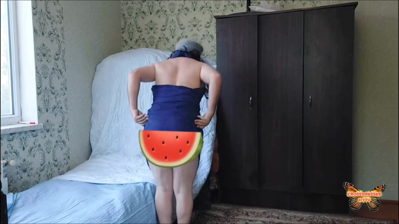 Kitty_Cross: Kapitán Ladyboy White Děvka Cool Model Yummy Kitty dělá vášnivě...