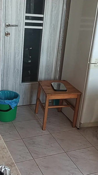 Gek Stel Dat Plezier Heeft in De Keuken.