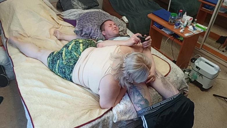 Zona901: Konsolun oyunu üvey anneden sperm yutarak saksoyla sona erdi