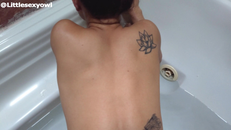 Littlesexyowl: สาวฟิตโดนเย็ดในอ่างน้ำ - interracial littlesexyowl 4k