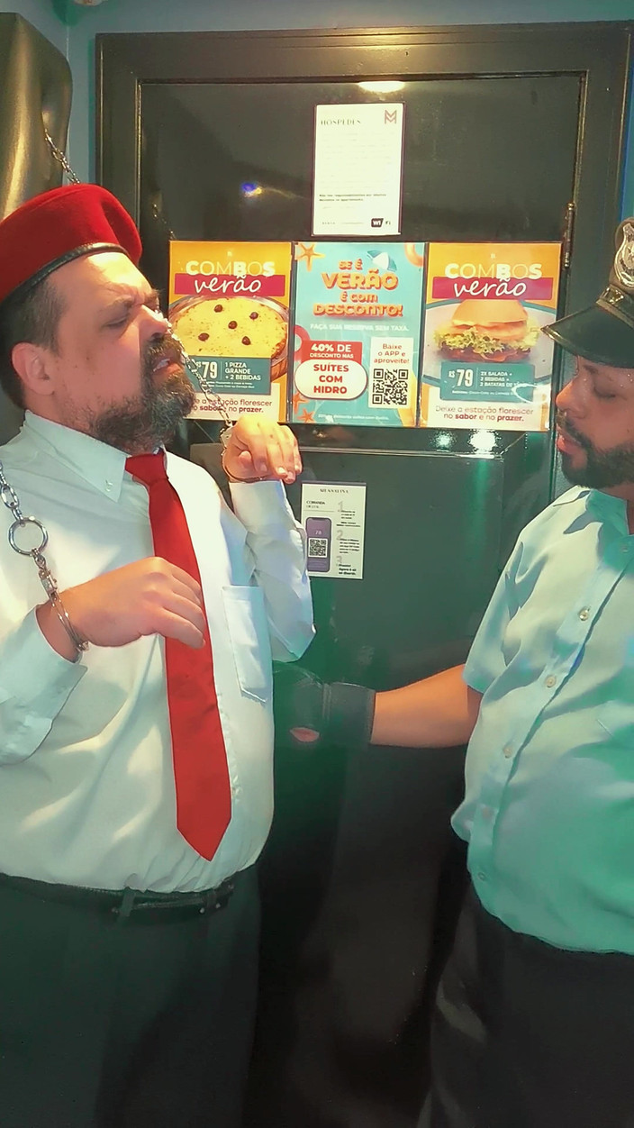 Punchbagplz: Handschellen Und Kontrolliert - Motelzimmer-dominanz