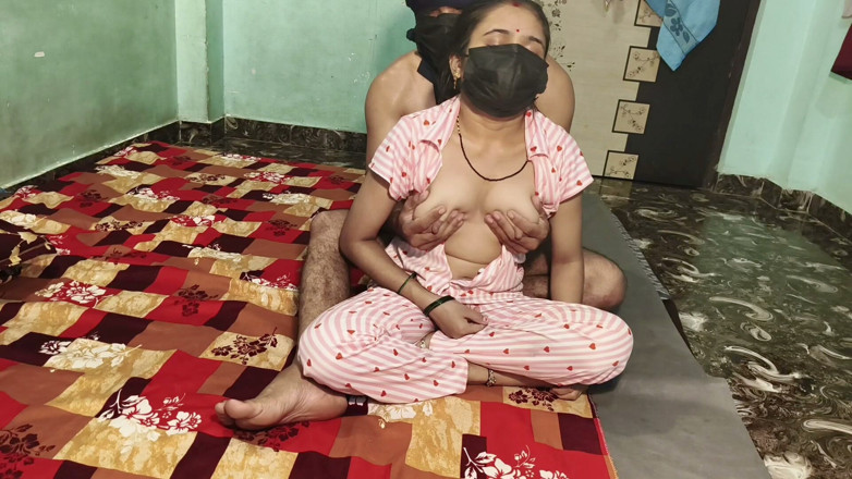 yongboy1: Hot Indian Girl Boyfriend Fucks Girlfriend Beautiful Girls 18 Year Old...