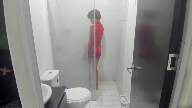 Gigi Prince: Colombian Femboy Juicy Ass Twerk with Dildo in the Shower