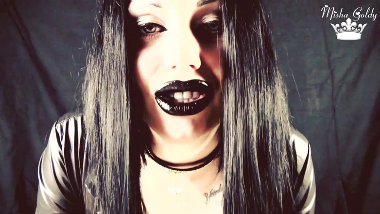 Goddess Misha Goldy: Готеса в Darkside курит, инструкция по дрочке и соблазнение