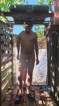 Outdoor Shower Couple