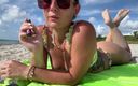 Cruel Reell: Reell - मियामी समुद्र तट की बिकनी देवी धूम्रपान कर रही है