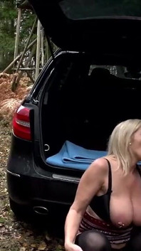 Pierced mature nympho in wild experience
