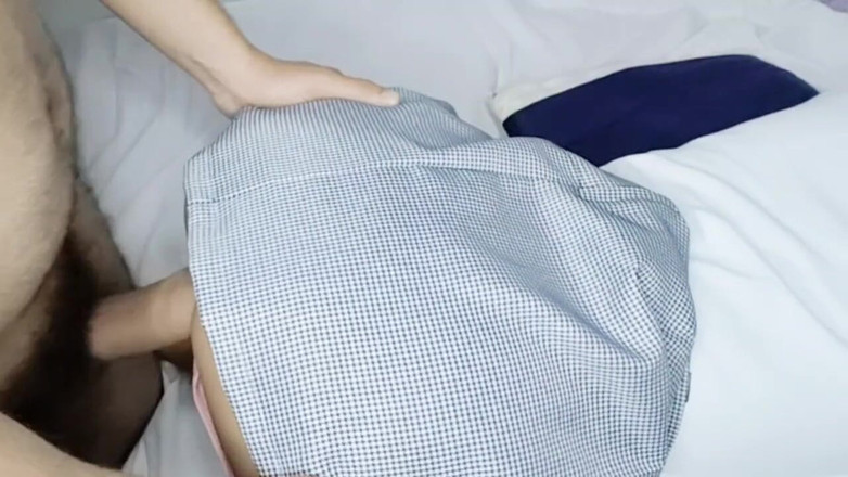 MynameisJuly: Vysokoškolačka přistižena při sexu s učitelem pro známky